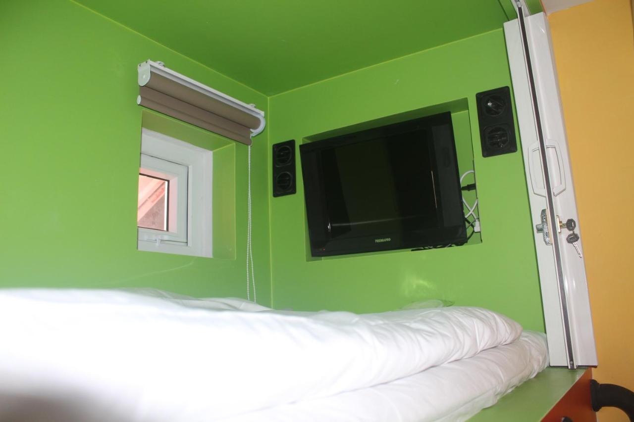 H-District Boutique Poshotel Банкок Екстериор снимка