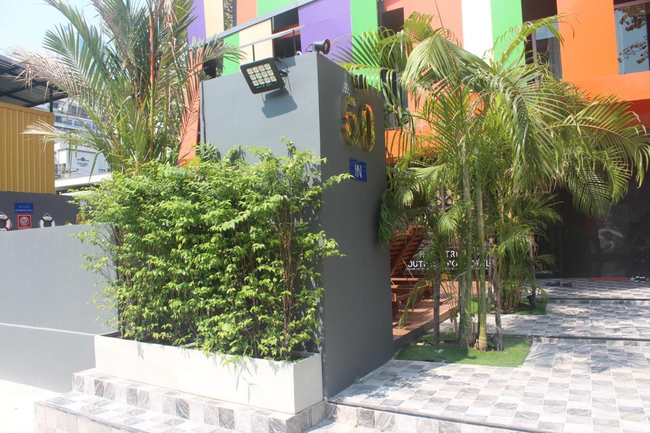 H-District Boutique Poshotel Банкок Екстериор снимка